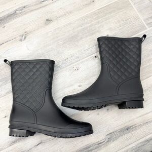 Black Quilted Waterproof Mid Calf Rain Boots